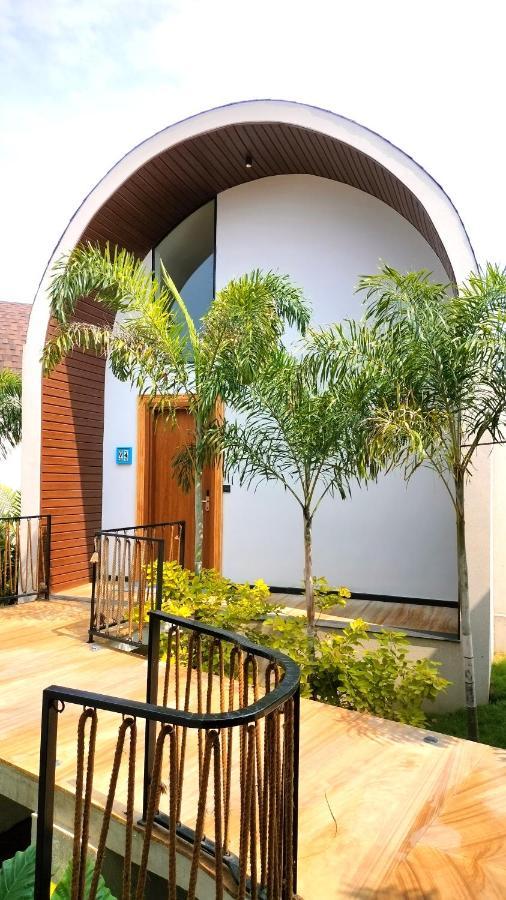 V Hotels And Resorts Chirala 외부 사진