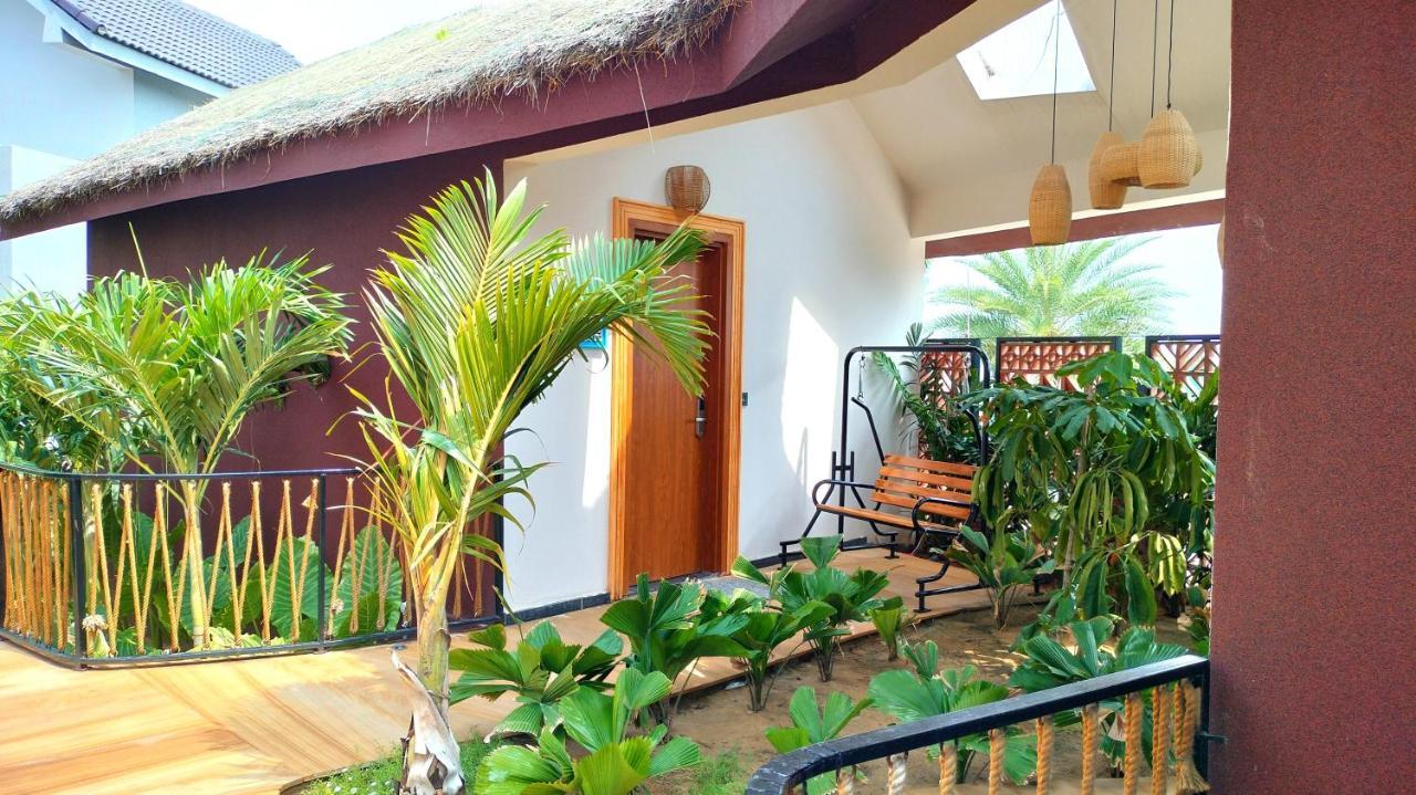 V Hotels And Resorts Chirala 외부 사진